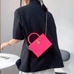 Trunk-style handbag