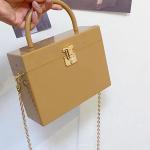 Trunk-style handbag